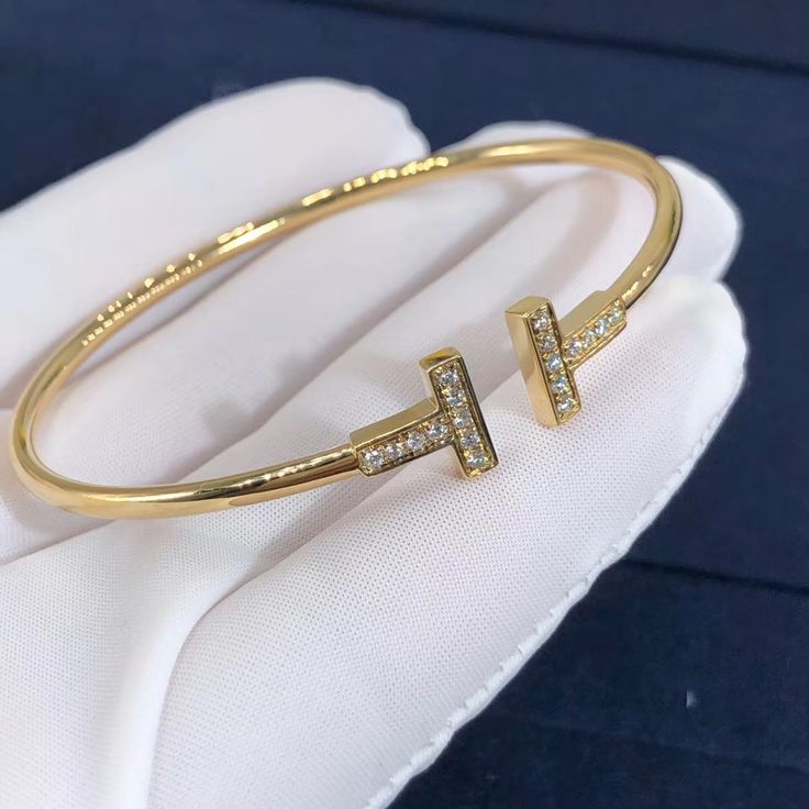 T shape bracelet