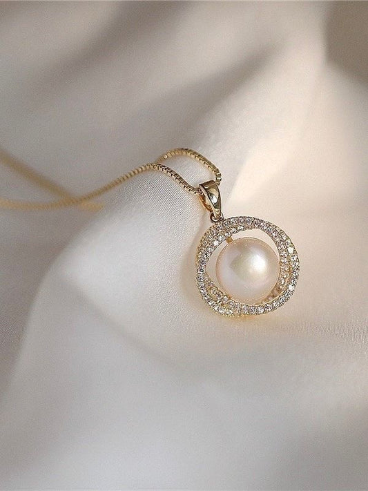 pearl/curb chain pandant