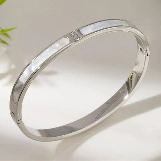 IMP HAND BRACELETE